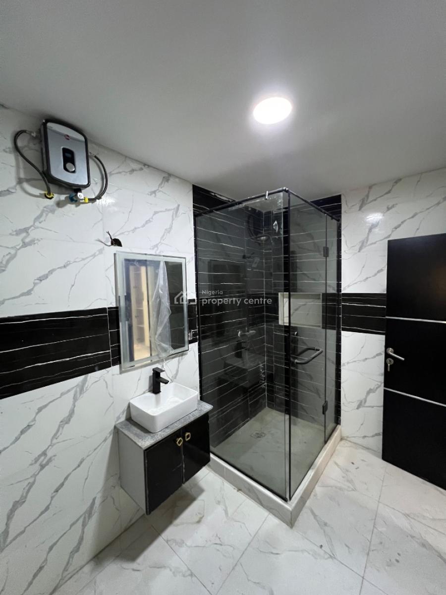 Spacious 2 Bedroom Apartments with a Bq, Pool,outdoor Lounge and a Gym, Lekki Phase 1, Lekki, Lagos, Flat / Apartment for Rent