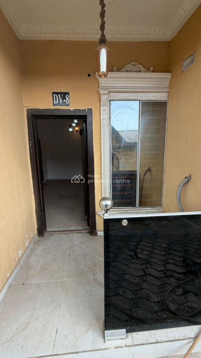 Well Maintain 2bedroom Flat, White Sand Estate Ologolo Lekki Lagos, Lekki, Lagos, Flat / Apartment for Rent