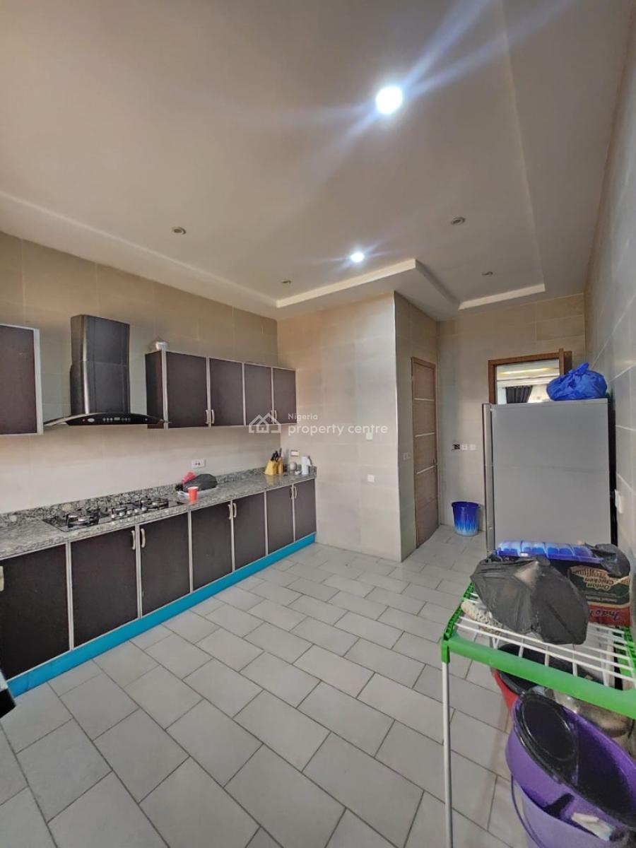 Furnished 3 Bedroom Apartment with Swimming Pool,  Elevator,  Inverter, Lekki Right, Lekki Phase 1, Lekki, Lagos, Flat / Apartment for Rent