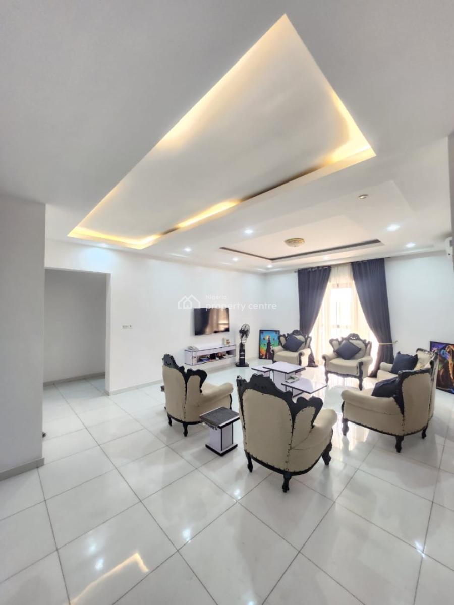 Furnished 3 Bedroom Apartment with Swimming Pool,  Elevator,  Inverter, Lekki Right, Lekki Phase 1, Lekki, Lagos, Flat / Apartment for Rent