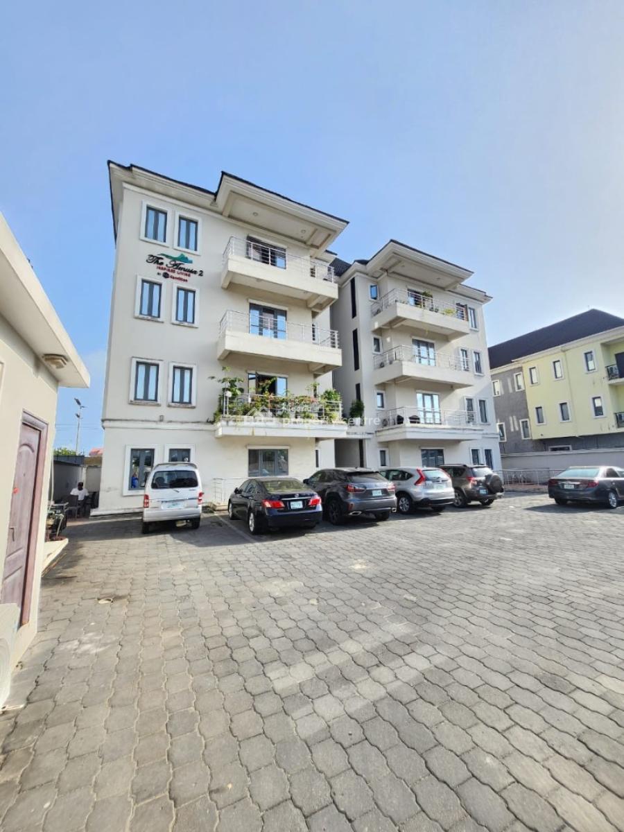 Furnished 3 Bedroom Apartment with Swimming Pool,  Elevator,  Inverter, Lekki Right, Lekki Phase 1, Lekki, Lagos, Flat / Apartment for Rent