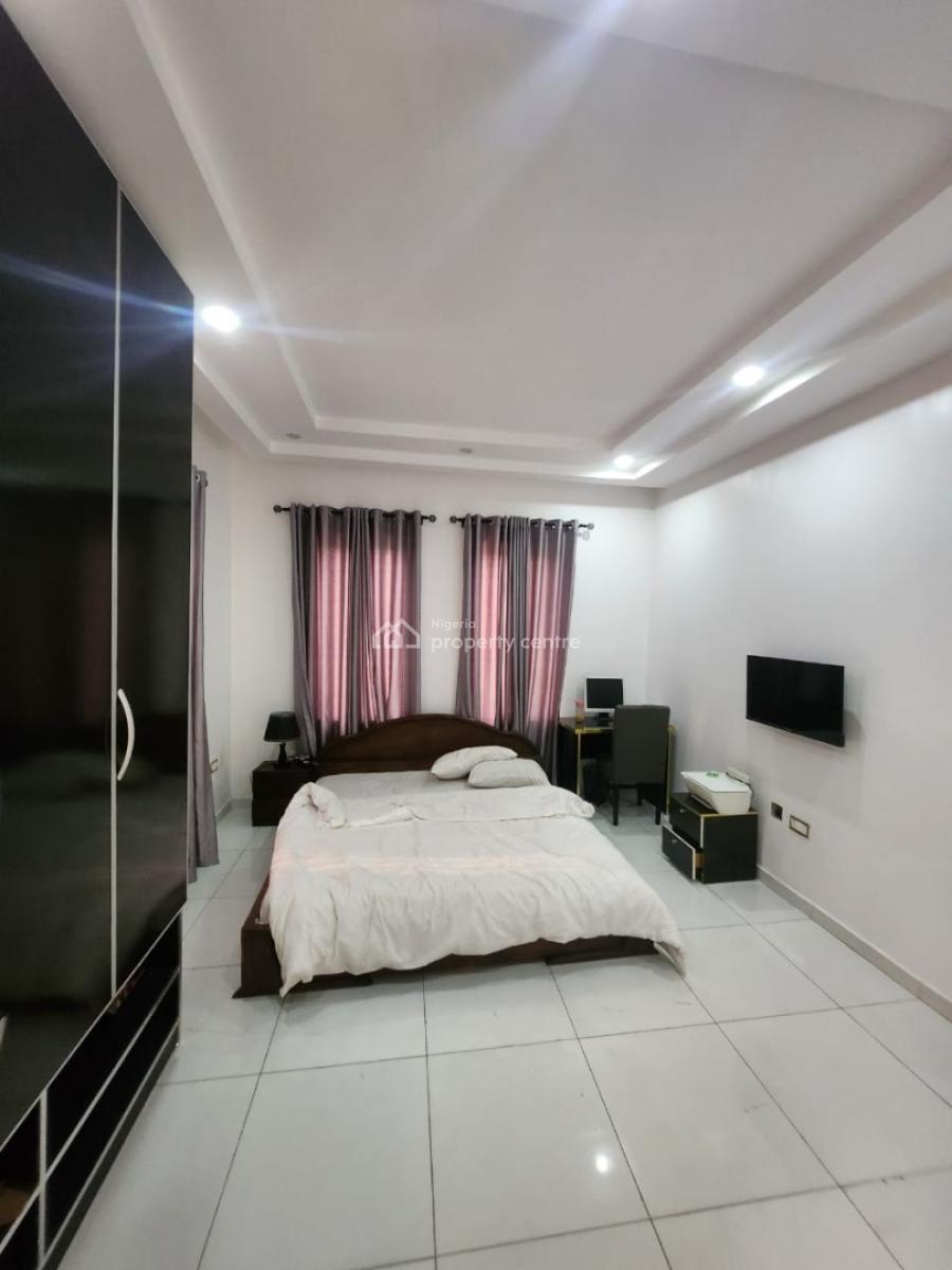 Furnished 3 Bedroom Apartment with Swimming Pool,  Elevator,  Inverte, Lekki Right, Lekki Phase 1, Lekki, Lagos, Flat / Apartment for Rent