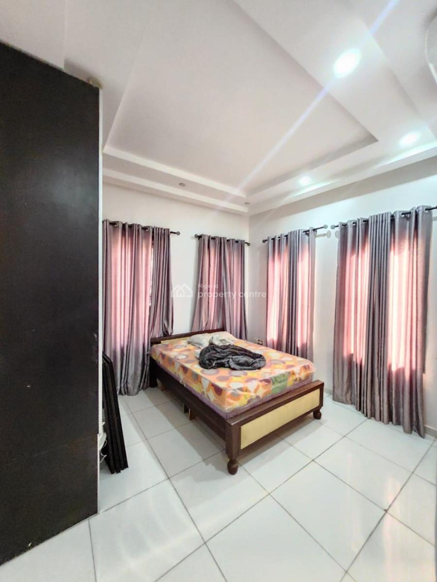 Furnished 3 Bedroom Apartment with Swimming Pool,  Elevator,  Inverte, Lekki Right, Lekki Phase 1, Lekki, Lagos, Flat / Apartment for Rent