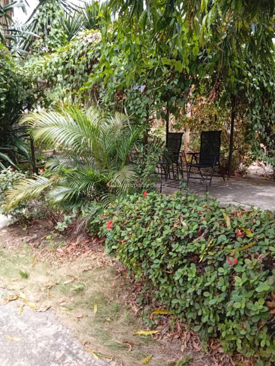 Very Urgent 2000 Sqm Property, Muri Okunola Street, Victoria Island (vi), Lagos, Mixed-use Land for Sale