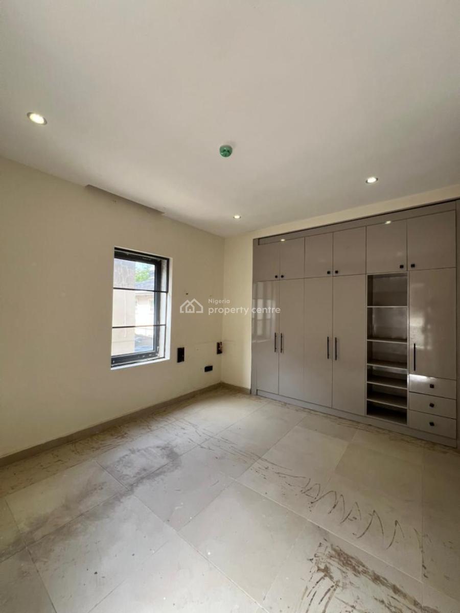 2bedroom Apartment, Ologolo, Lekki, Lagos, Flat / Apartment for Rent