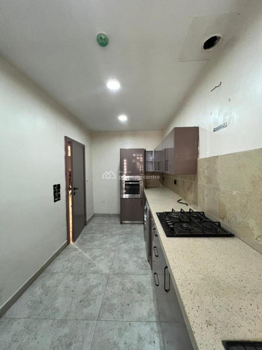 2bedroom Apartment, Ologolo, Lekki, Lagos, Flat / Apartment for Rent