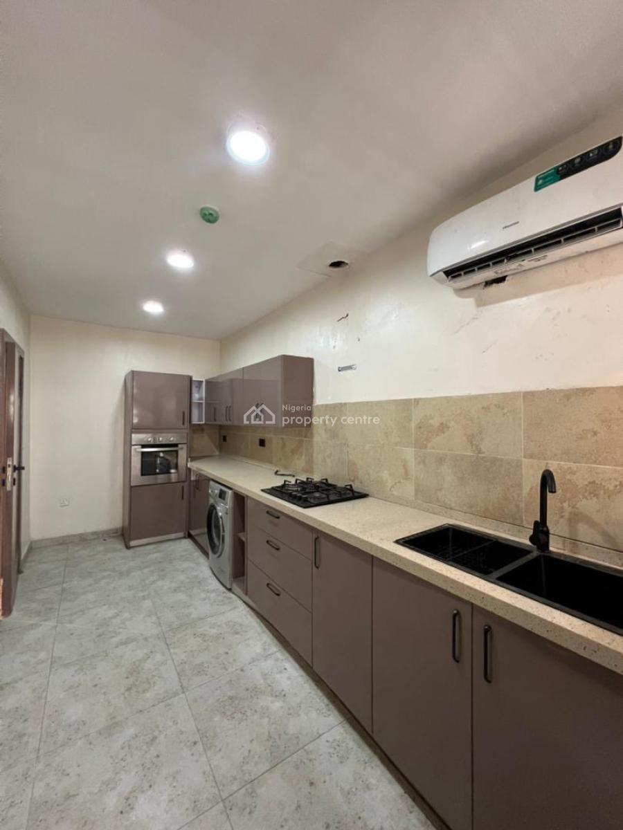 2bedroom Apartment, Ologolo, Lekki, Lagos, Flat / Apartment for Rent