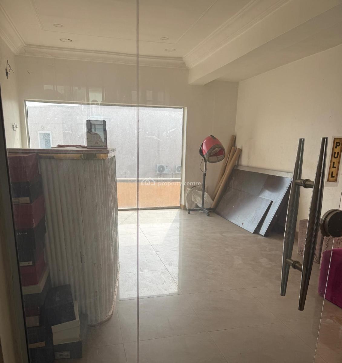 a Shop in a Strategic Location, Wuse 2, Wuse 2, Abuja, Shop for Rent