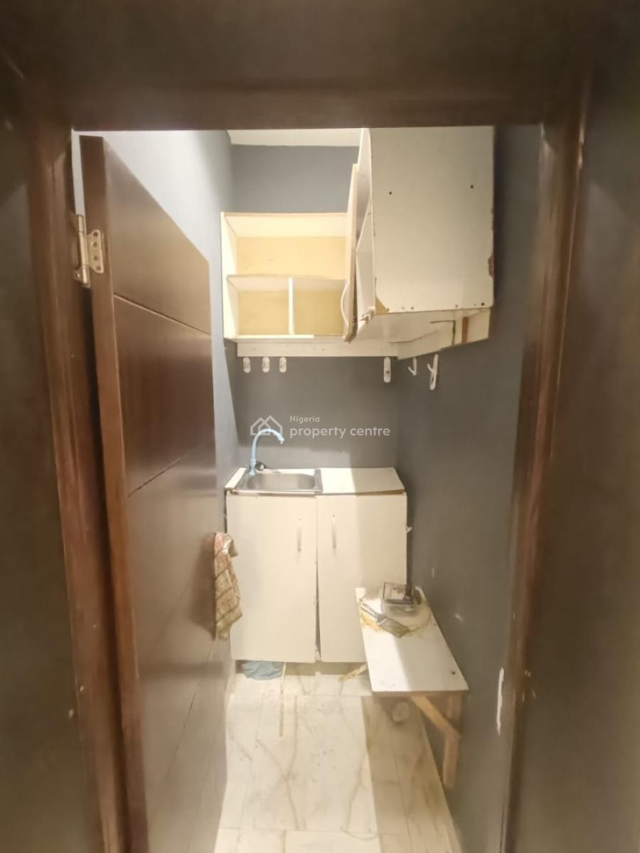 Miniflat at Atlantic View Estate New Road Lekki, Atlantic View Estate New Road Lekki, Lekki, Lagos, Mini Flat (room and Parlour) for Rent