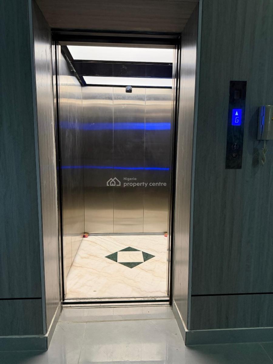 Clean, Modern 2-bedroom Apartment in a Prime Area., Lekki Phase 1, Lekki, Lagos, Flat / Apartment for Sale