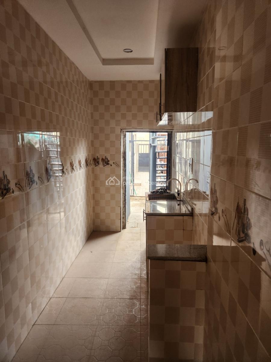 Brand New Massive 1bedroom Flat, 2toilet,ground, Garki Area, Garki, Abuja, Flat / Apartment for Rent