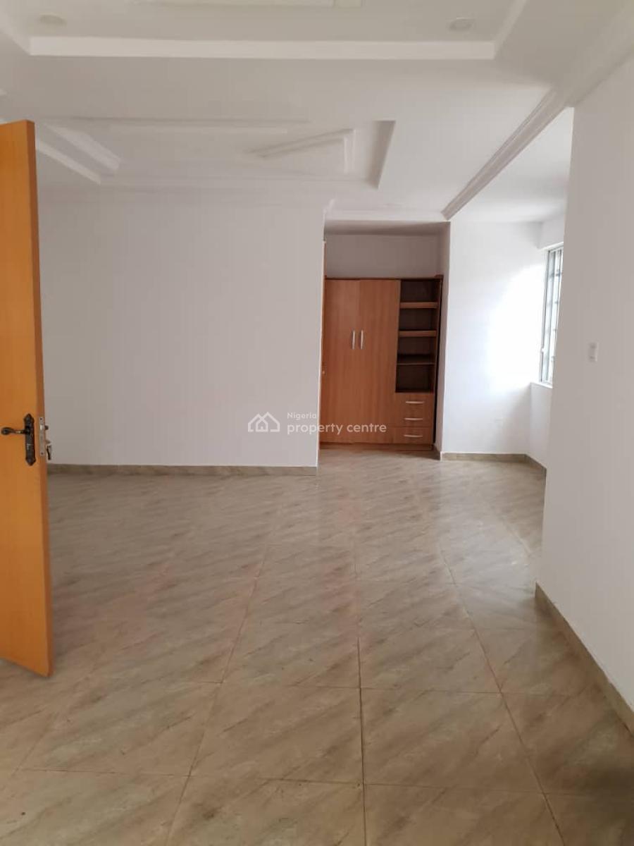 4 Bedroom Semi-detached House with Bq and Study, Cooplag Gardens, Off Orchids Hotel Road, Lafiaji, Lekki, Lagos, Semi-detached Duplex for Rent