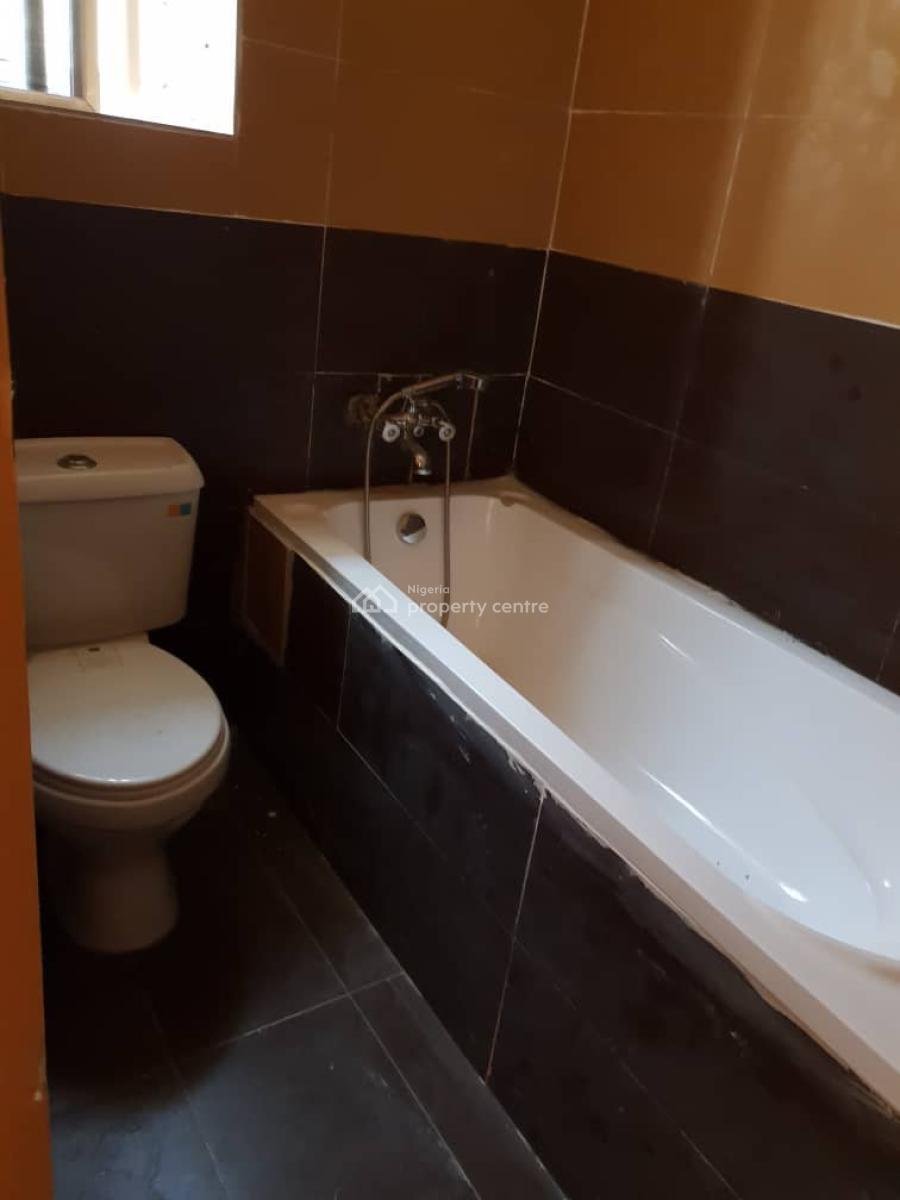 4 Bedroom Semi-detached House with Bq and Study, Cooplag Gardens, Off Orchids Hotel Road, Lafiaji, Lekki, Lagos, Semi-detached Duplex for Rent