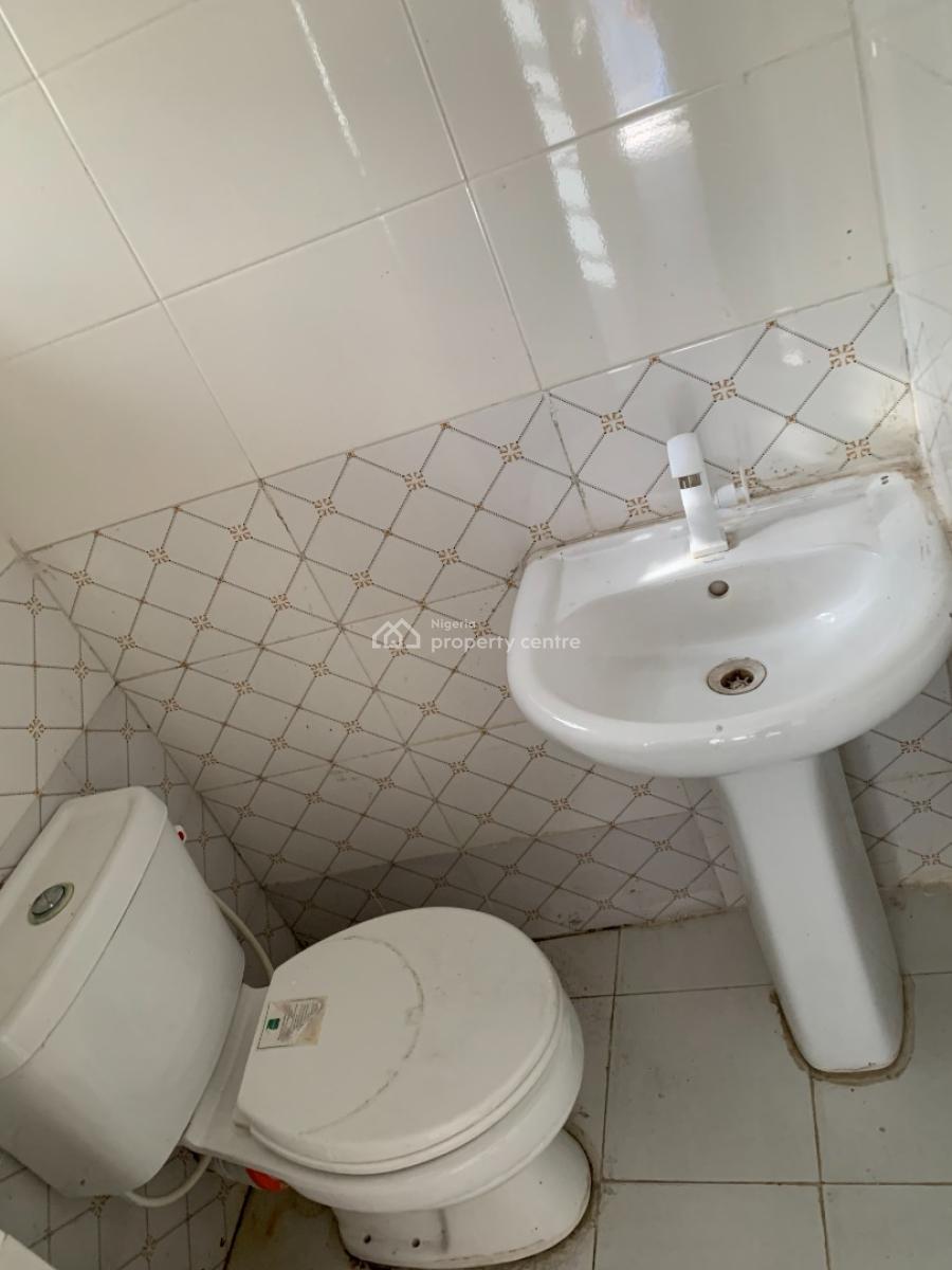 Luxury 3 Bedroom Flat with Pop Finishing, Dinning, Abijo Gra, Ajah, Lagos, Flat / Apartment for Rent