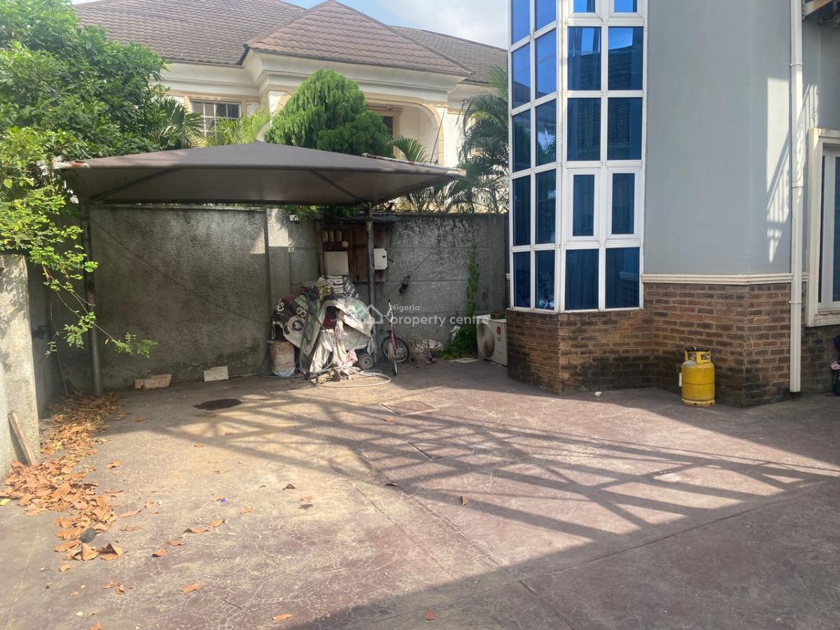 4 Bedrooms Fully Detached House Wit a Pent Floor Room + B.q, Ikeja Gra, Ikeja, Lagos, Detached Duplex for Sale