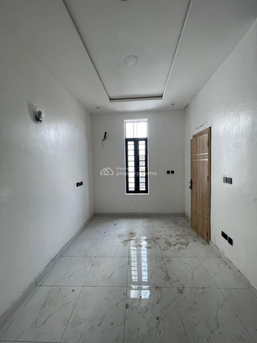 Luxury 4bedroom.terrace Duplex with Ample Packing Space and Topnotched, Chevron Axis., Lekki Phase 1, Lekki, Lagos, Terraced Duplex for Sale