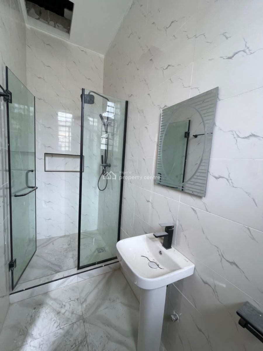 Luxury 4bedroom.terrace Duplex with Ample Packing Space and Topnotched, Chevron Axis., Lekki Phase 1, Lekki, Lagos, Terraced Duplex for Sale