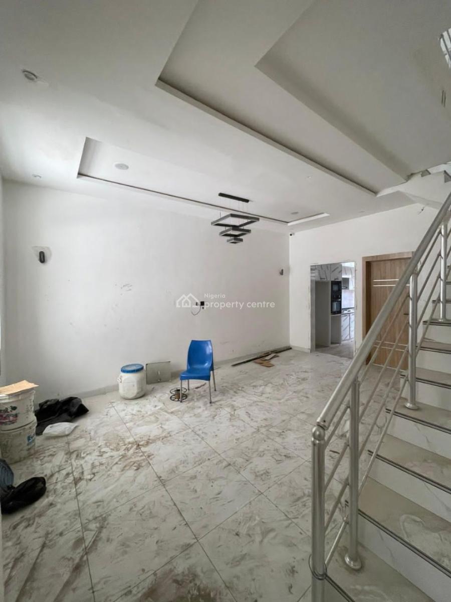 Luxury 4bedroom.terrace Duplex with Ample Packing Space and Topnotched, Chevron Axis., Lekki Phase 1, Lekki, Lagos, Terraced Duplex for Sale