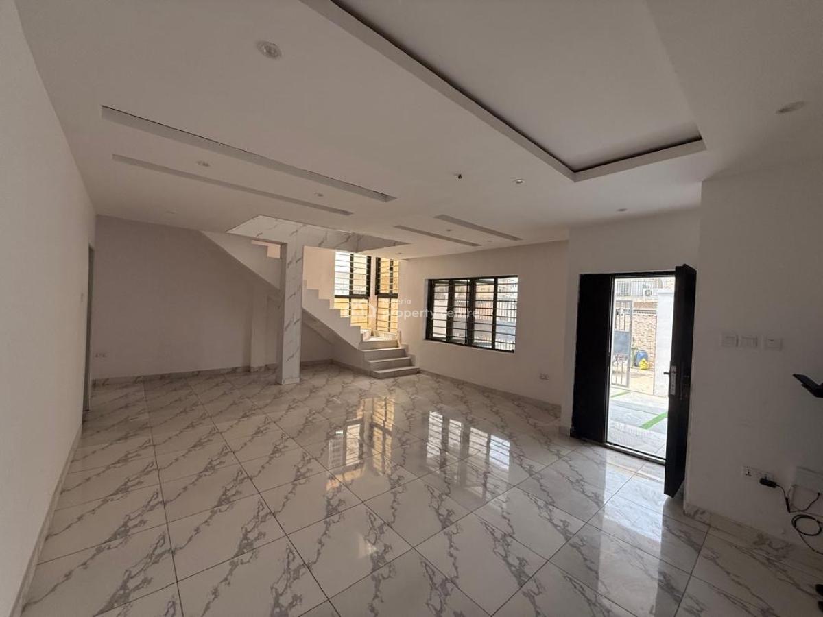 Luxury 4 Bedroom Apartment with Bq for Distress, Chevron Alternative Route, Lekki Expressway, Lekki, Lagos, Semi-detached Duplex for Rent
