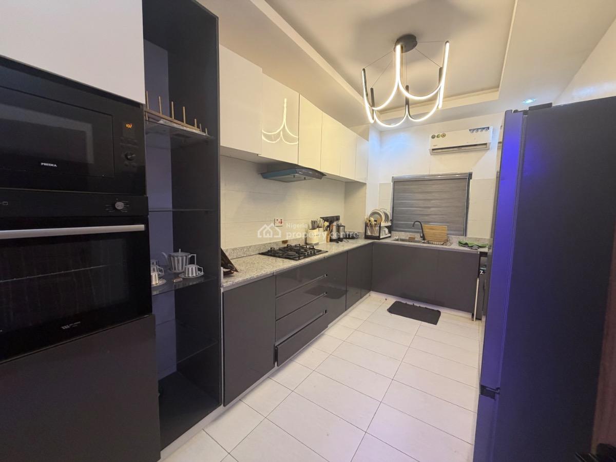 Fully Furnished 2bedrooms with Bq, Whitesand Street, Lekki Phase 1, Lekki, Lagos, Flat / Apartment for Rent