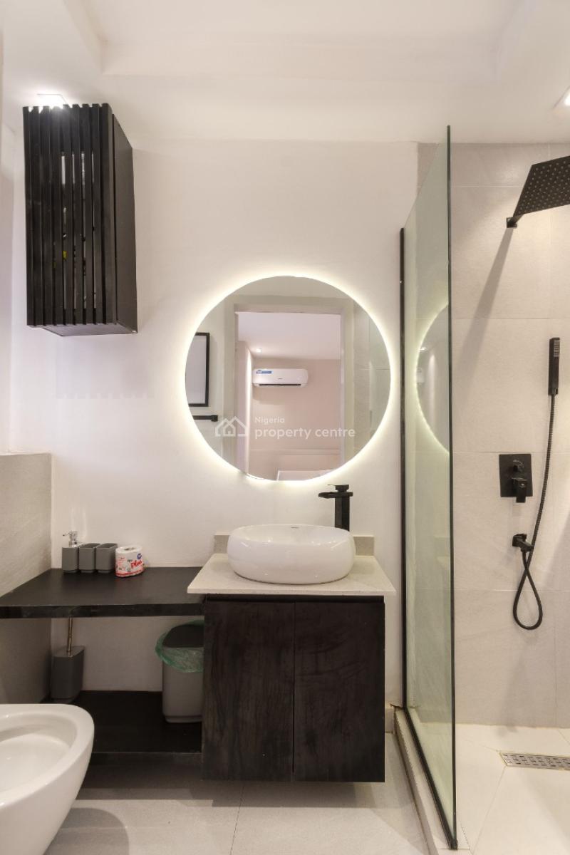 Luxury 2-bedroom Serviced Apartment, Rasheed Alaba Williams, Lekki Phase 1, Lekki, Lagos, Flat / Apartment Short Let