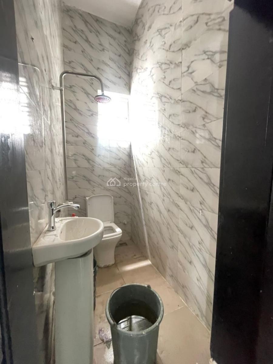 Massive Studio Apartment with Kitchen, Chevron Alternative Route, Lekki, Lagos, Self Contain (single Rooms) for Rent