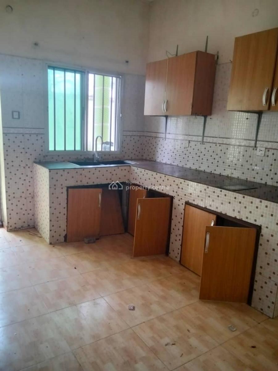 4 Bedrooms Semi-detached Duplex with Bq, Carlton Gate Estate, By Chevron Drive, Lekki, Lagos, Semi-detached Duplex for Sale