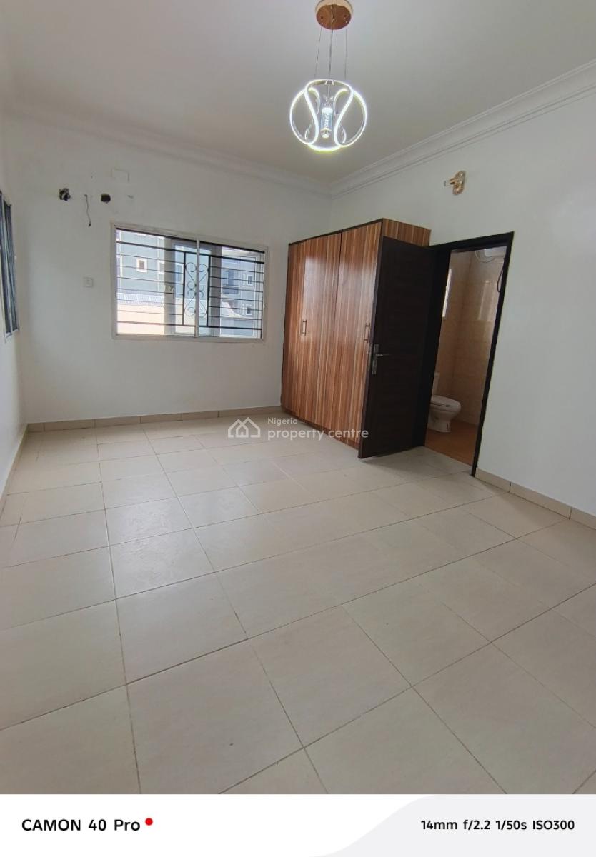 Shared Apartment Room in Cardogan Estate Osapa, Cardogan Estate, Osapa, Lekki, Lagos, Self Contain (single Rooms) for Rent