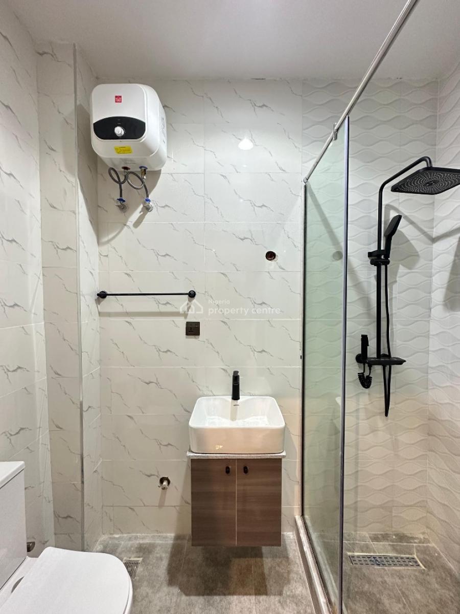 Outstanding Luxury Spacious 2 Bedroom Apartment with Bq & Gym, in a Secured Call-to-access Estate, Ikate, Lekki, Lagos, Flat / Apartment for Sale