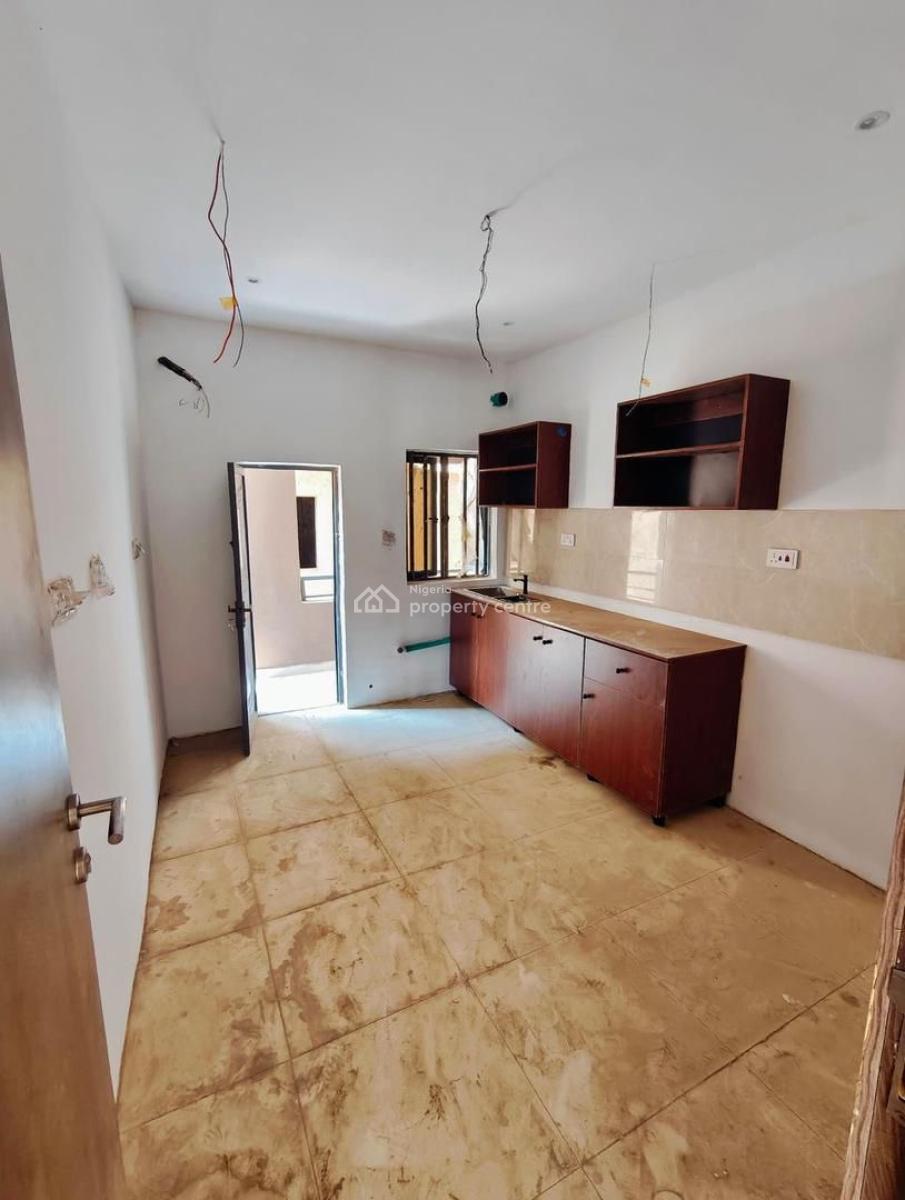 Exclusive 3 Bedroom Apartment, Ikeja Gra, Ikeja, Lagos, Flat / Apartment for Sale