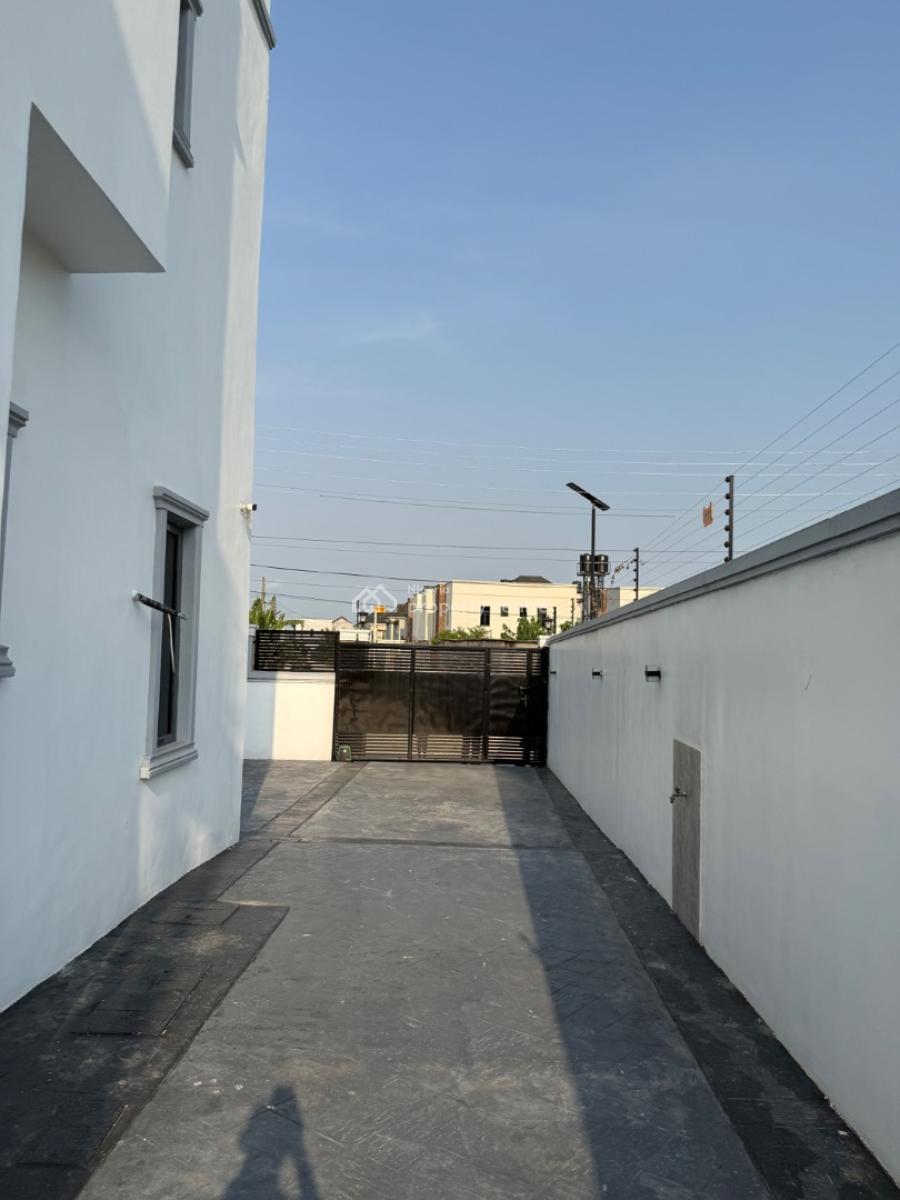 Architecturally and Luxuriously Built 5 Bedroom Spacious Fully Detache, Isheri North Gra, Magodo, Opic, Isheri North, Lagos, Detached Duplex for Sale