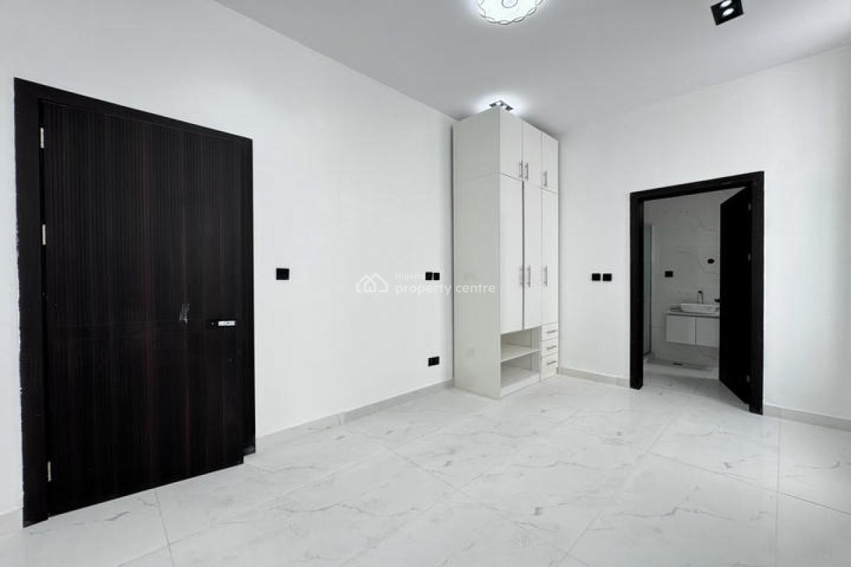 Charming 5 Bedroom Detached Duplex with Swimming Pool and Bq, Chevron Toll Gate, Lekki, Lagos, Detached Duplex for Sale