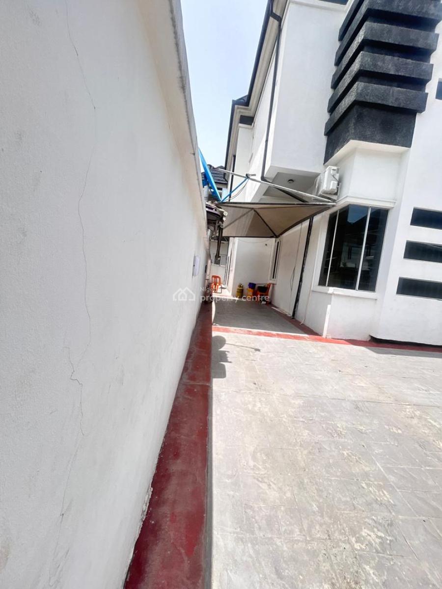 Very Spacious  Fully  Detached  Duplex with Bq, Orchid Road, Lekki, Lagos, House for Rent