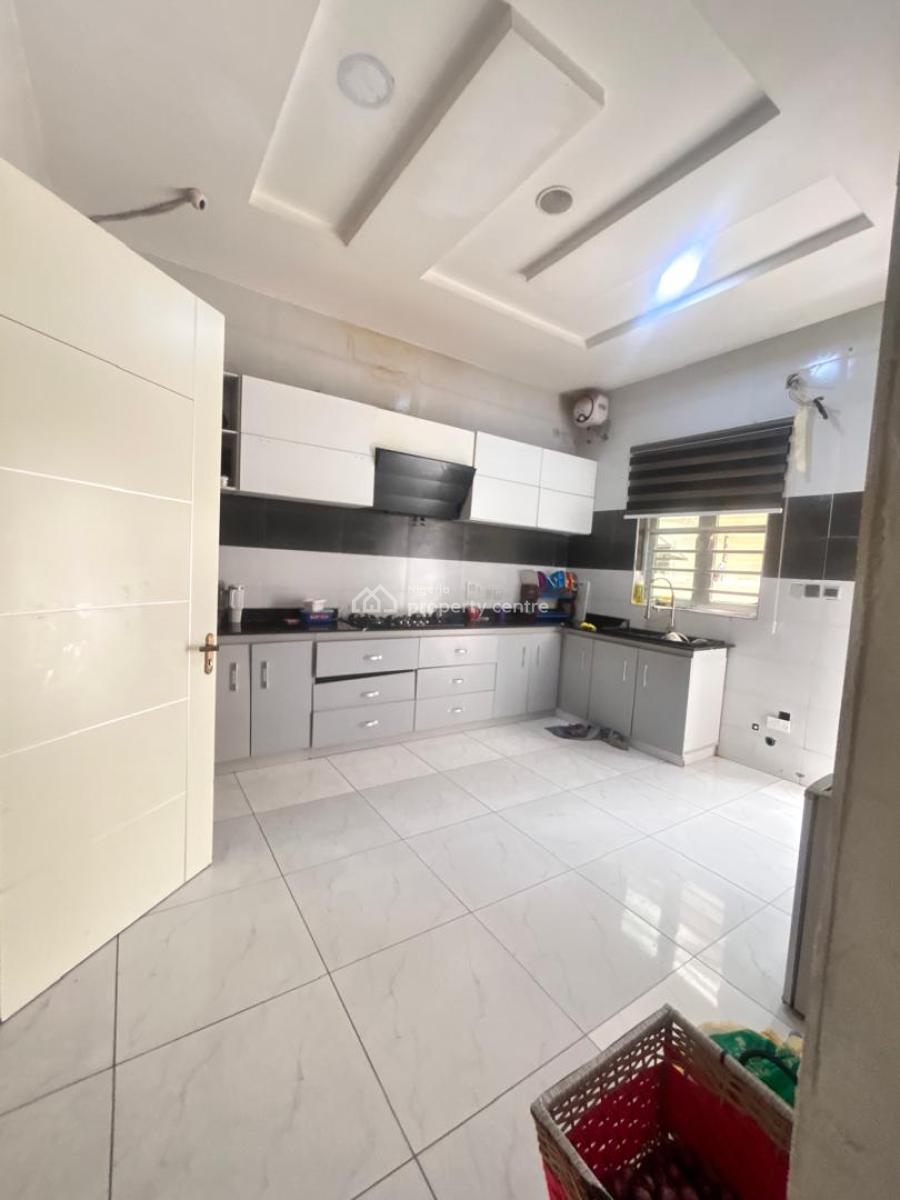 Very Spacious  Fully  Detached  Duplex with Bq, Orchid Road, Lekki, Lagos, House for Rent