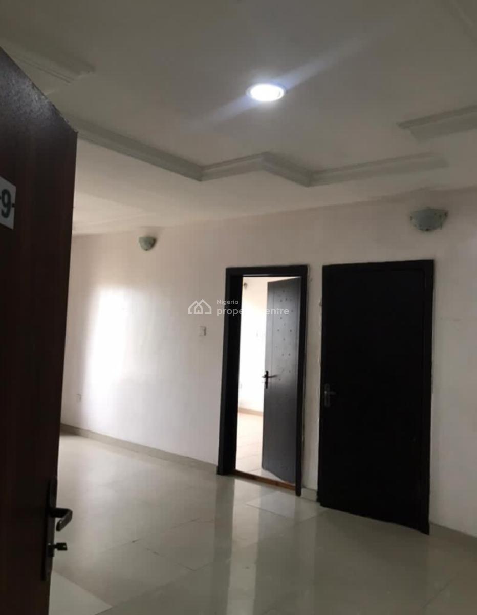 Luxury 2 Bedroom Apartment Upstairs, Igbo Efon, Lekki, Lagos, Flat / Apartment for Rent