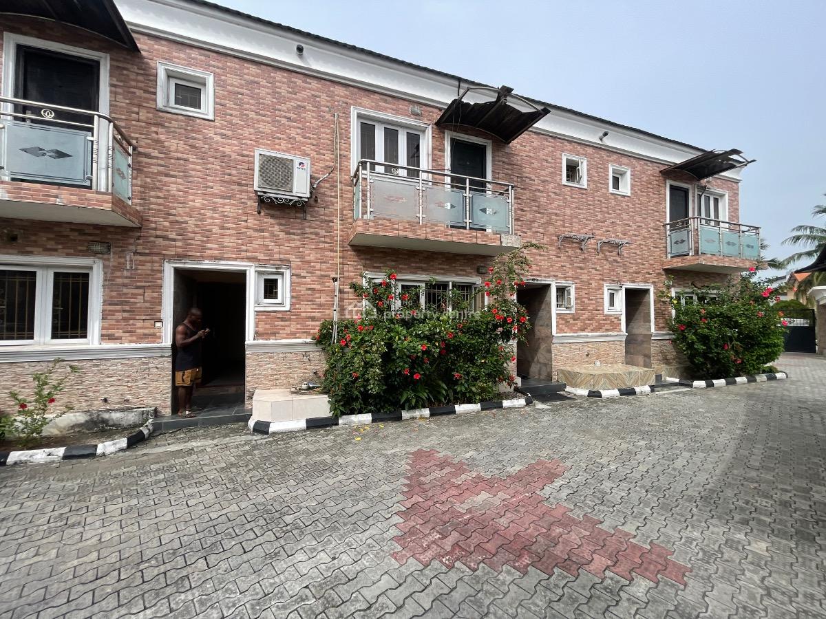 Spacious 3bedrooms Terrace Duplex, Lekki Phase 1, Lekki, Lagos, Terraced Duplex for Rent