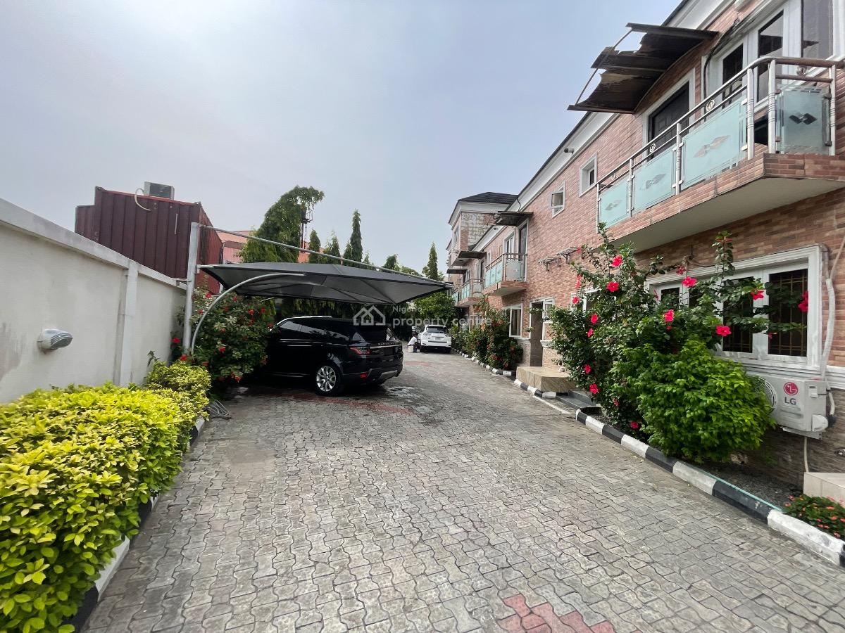 Spacious 3bedrooms Terrace Duplex, Lekki Phase 1, Lekki, Lagos, Terraced Duplex for Rent
