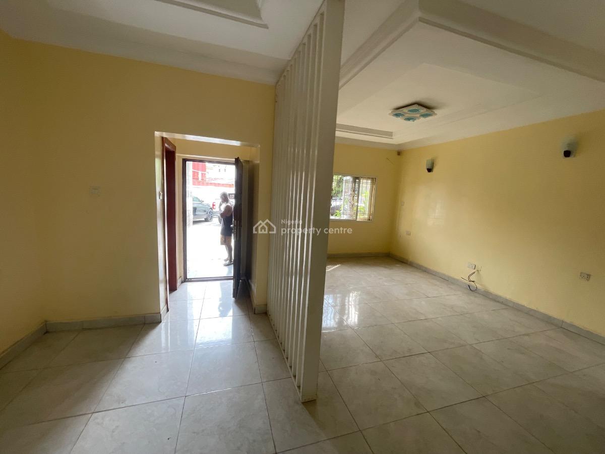 Spacious 3bedrooms Terrace Duplex, Lekki Phase 1, Lekki, Lagos, Terraced Duplex for Rent