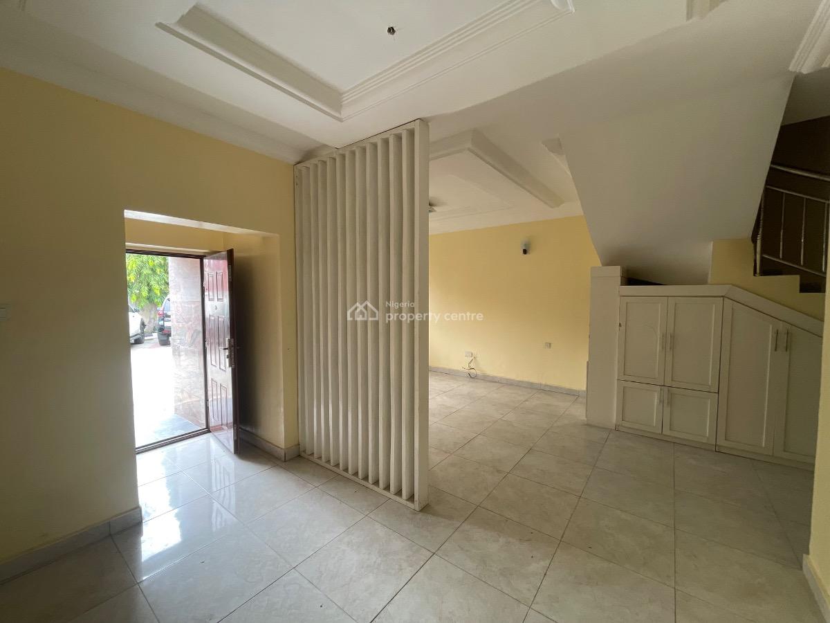 Spacious 3bedrooms Terrace Duplex, Lekki Phase 1, Lekki, Lagos, Terraced Duplex for Rent