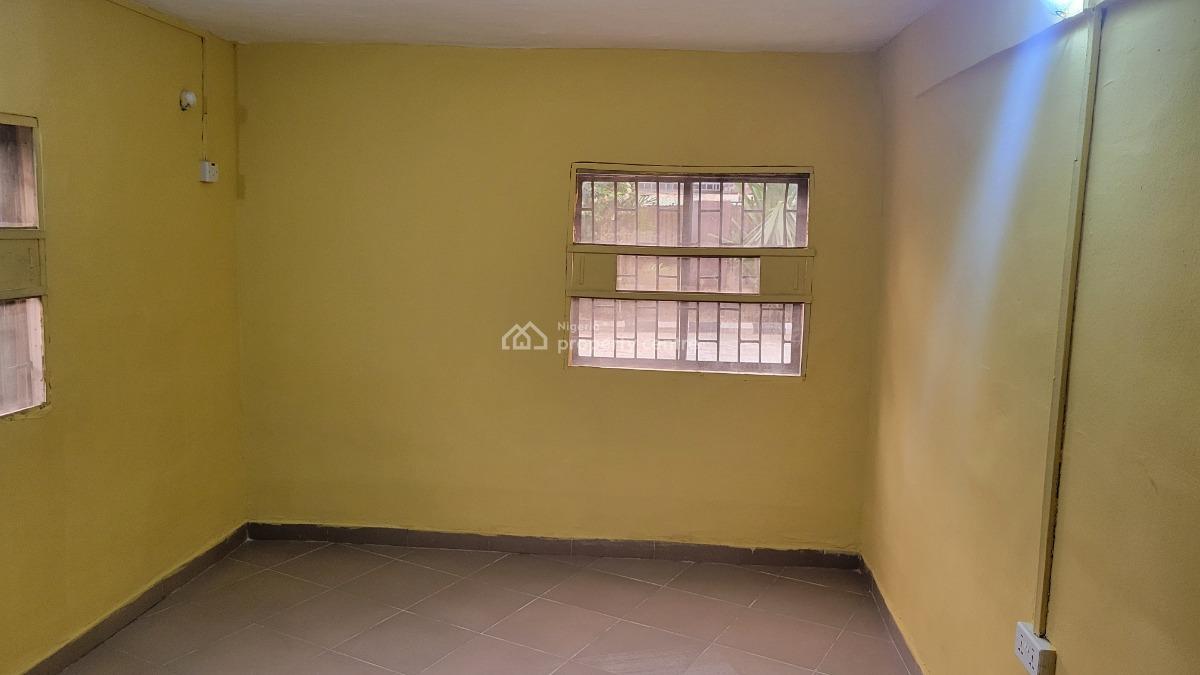 Newly Renovated 3 Bedroom Flat Ground Floor, Near Kilo Busstop, Surulere, Lagos, Flat / Apartment for Rent