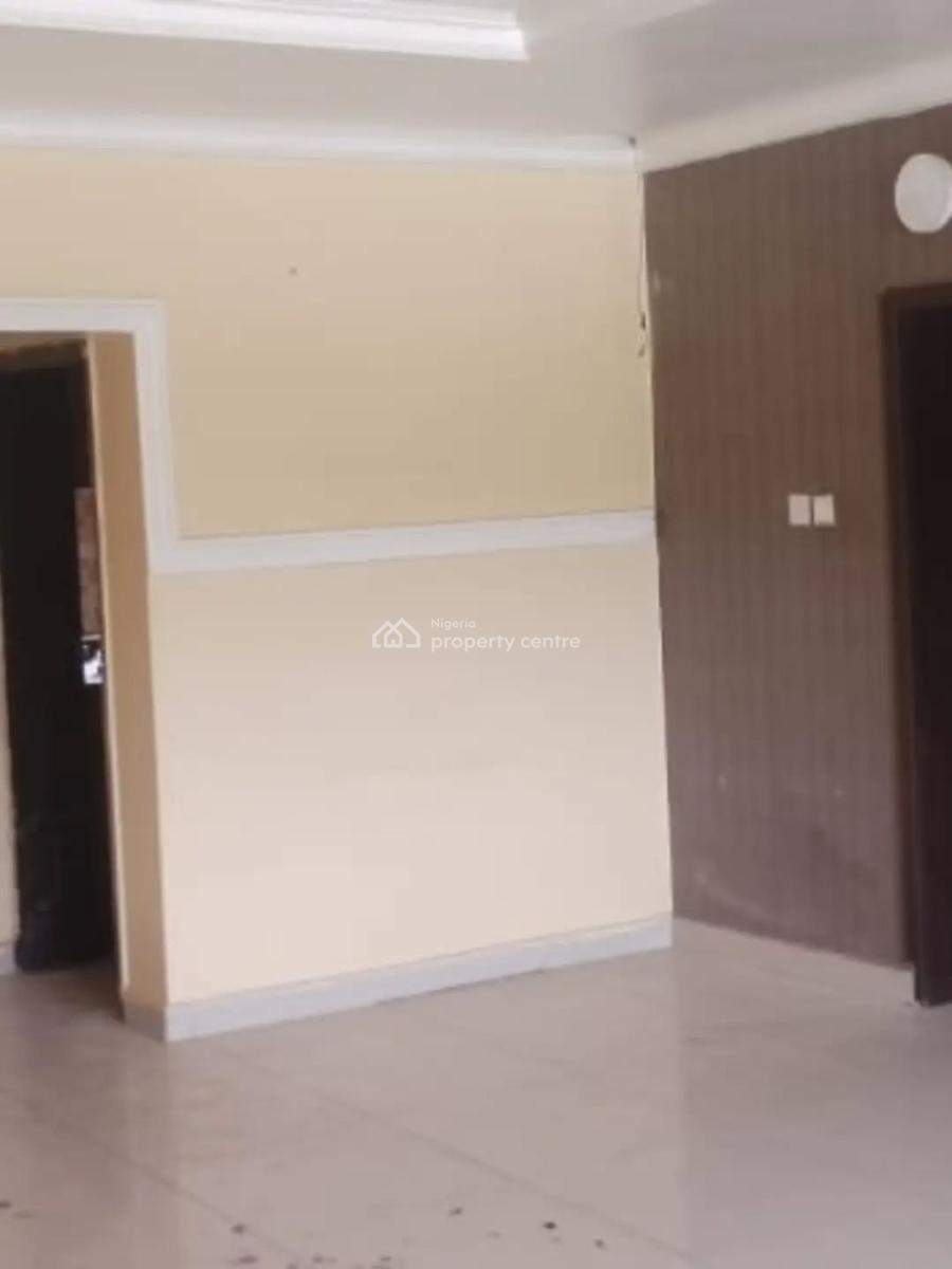 Strategically Located 3 Bedroom Block of Flat, Wuse 2, Abuja, Flat / Apartment for Rent
