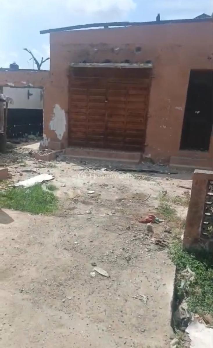 Demolishable Structure on a Plot of Land Available, Off Ishaga Road, Lawanson, Surulere, Lagos, Detached Bungalow for Sale