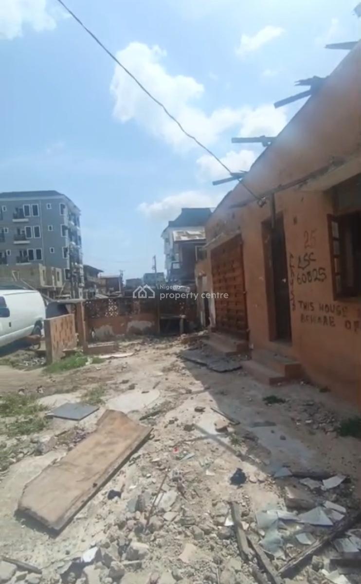 Demolishable Structure on a Plot of Land Available, Off Ishaga Road, Lawanson, Surulere, Lagos, Detached Bungalow for Sale