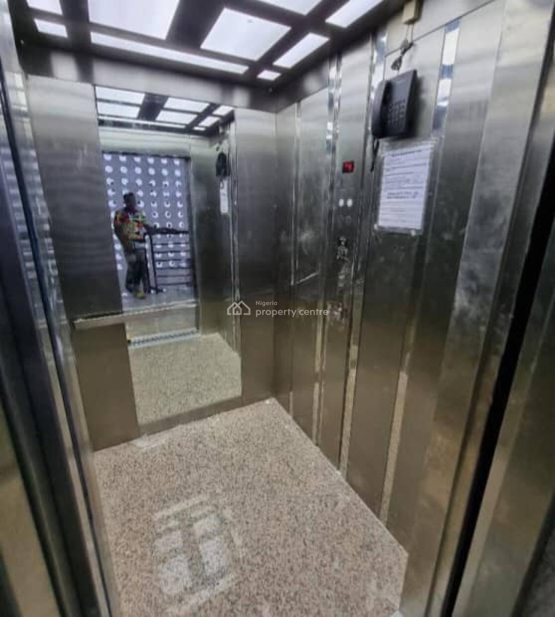 Fully Furnished and Service 2 Bedroom Apartment @lekki Phase 1, Lekki Phase 1, Lekki, Lagos, Flat / Apartment for Rent