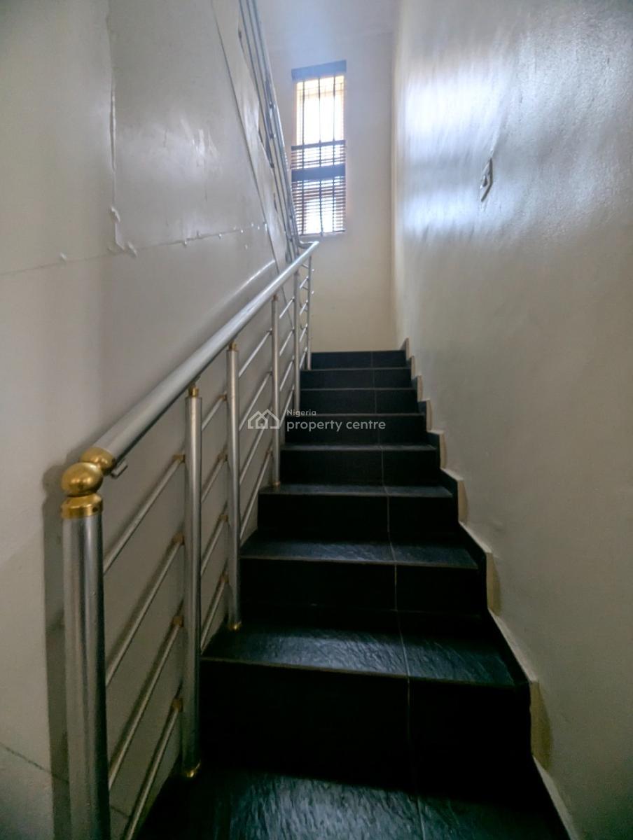 1 Room Shared Apartment, Salem, Ikate Elegushi, Lekki, Lagos, Self Contain (single Rooms) for Rent