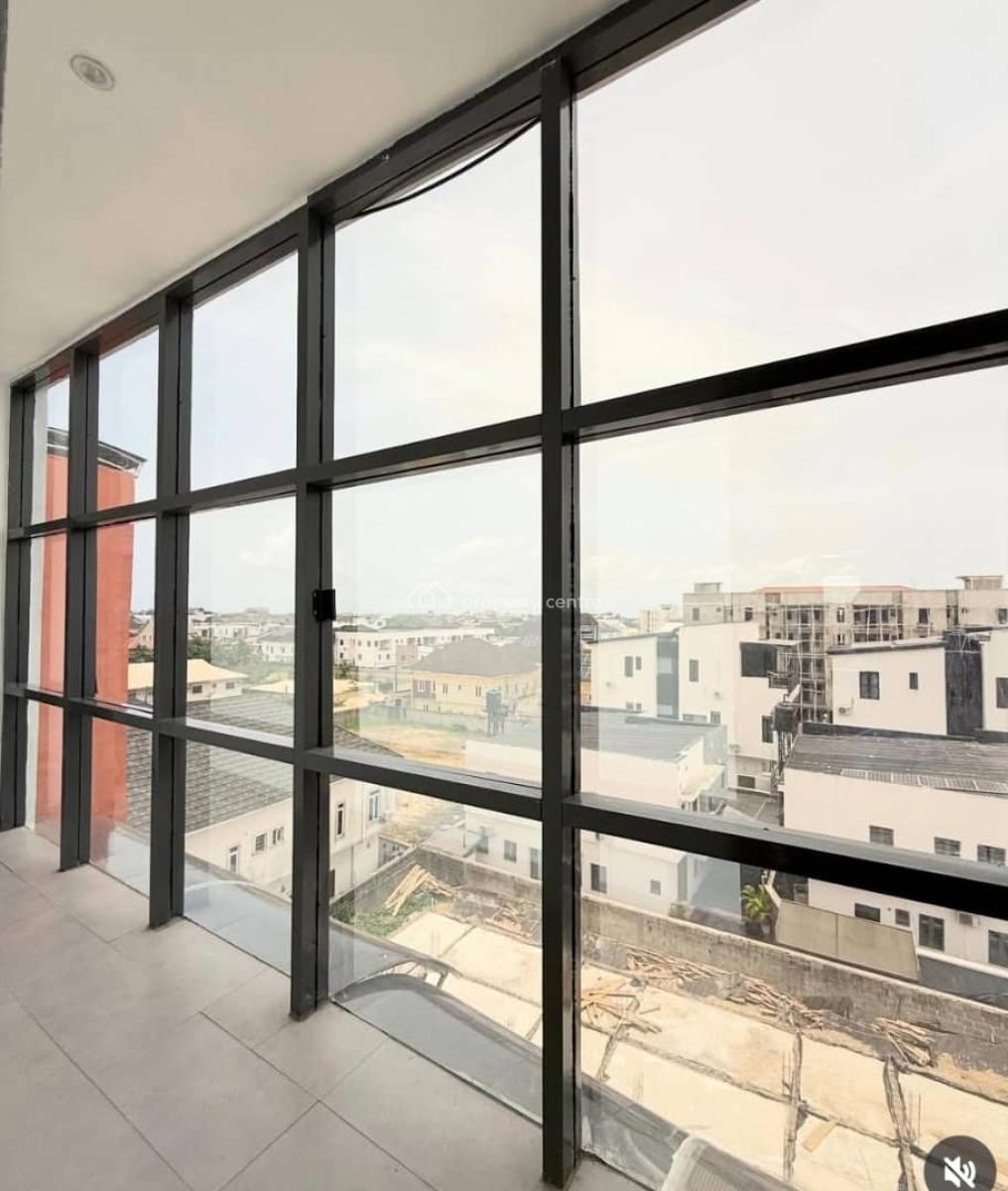 Service 3bedroom Penthouse with Fitted Kitchen with Amenities, Ologolo, Lekki, Lagos, Flat / Apartment for Rent