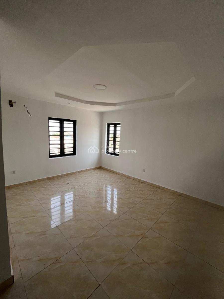 4 Bedroom Pent House in Serene Estate, Anthony, Maryland, Lagos, House for Sale