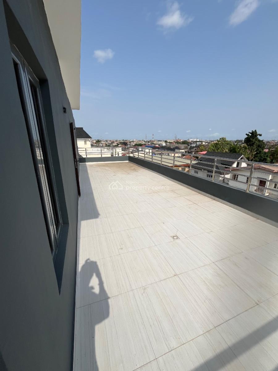 4 Bedroom Pent House in Serene Estate, Anthony, Maryland, Lagos, House for Sale