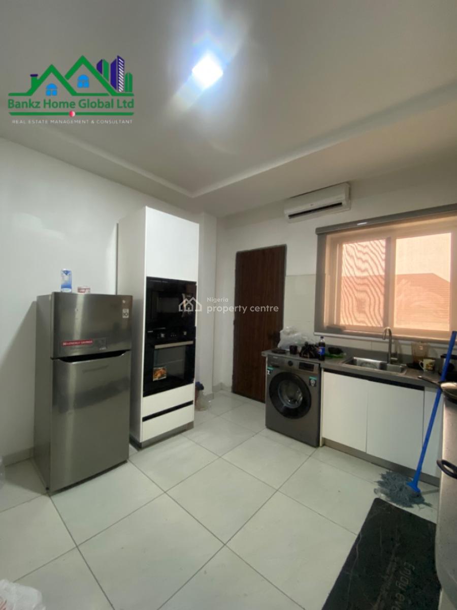 Fully Furnished 3bedroom Apartment with a Bq, Lekki Phase 1, Lekki, Lagos, Flat / Apartment for Rent