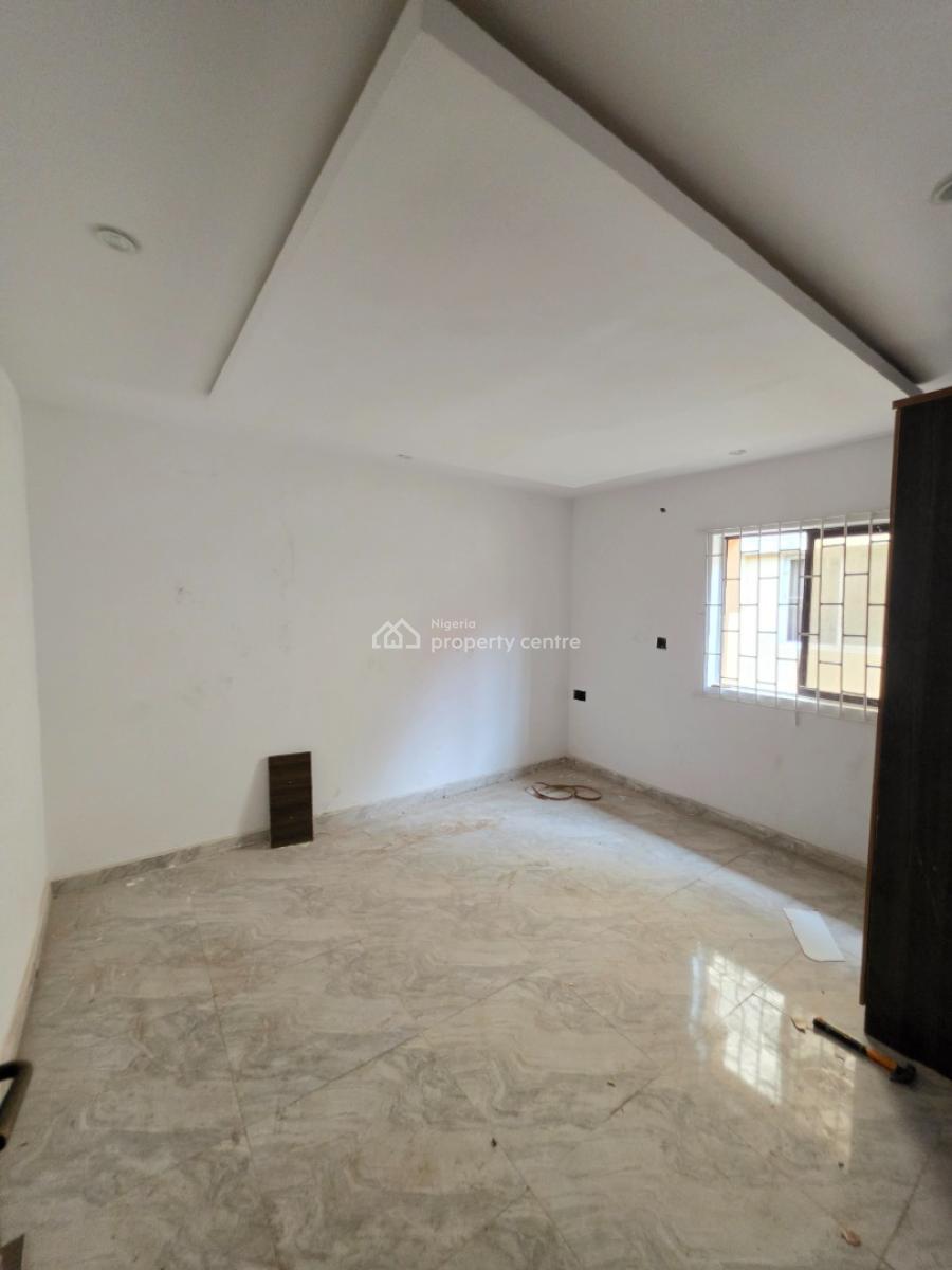 Well Renovated Massive 3 Bedrooms Apartments, Ajah, Lagos, House for Rent